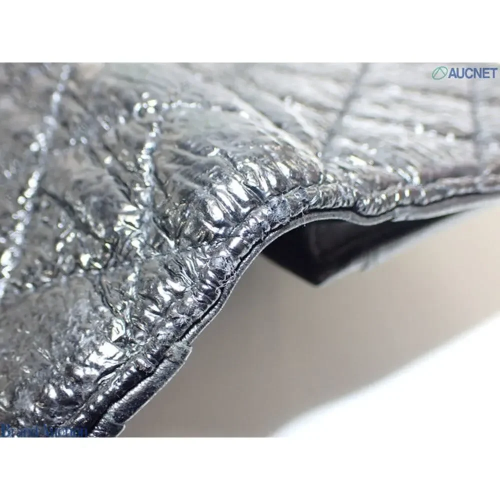 5909 - Chanel Matelasse Coco Button bi-fold wallet